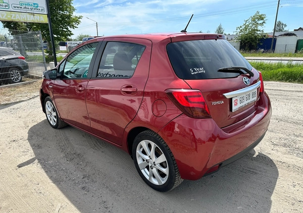 Toyota Yaris cena 37700 przebieg: 52000, rok produkcji 2014 z Turek małe 667